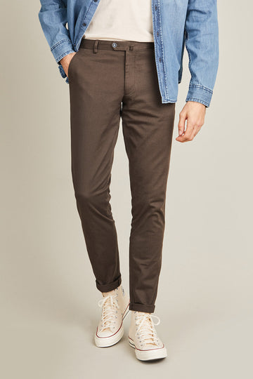 Chino noisette