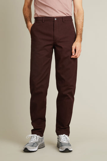 Chino droit bordeaux