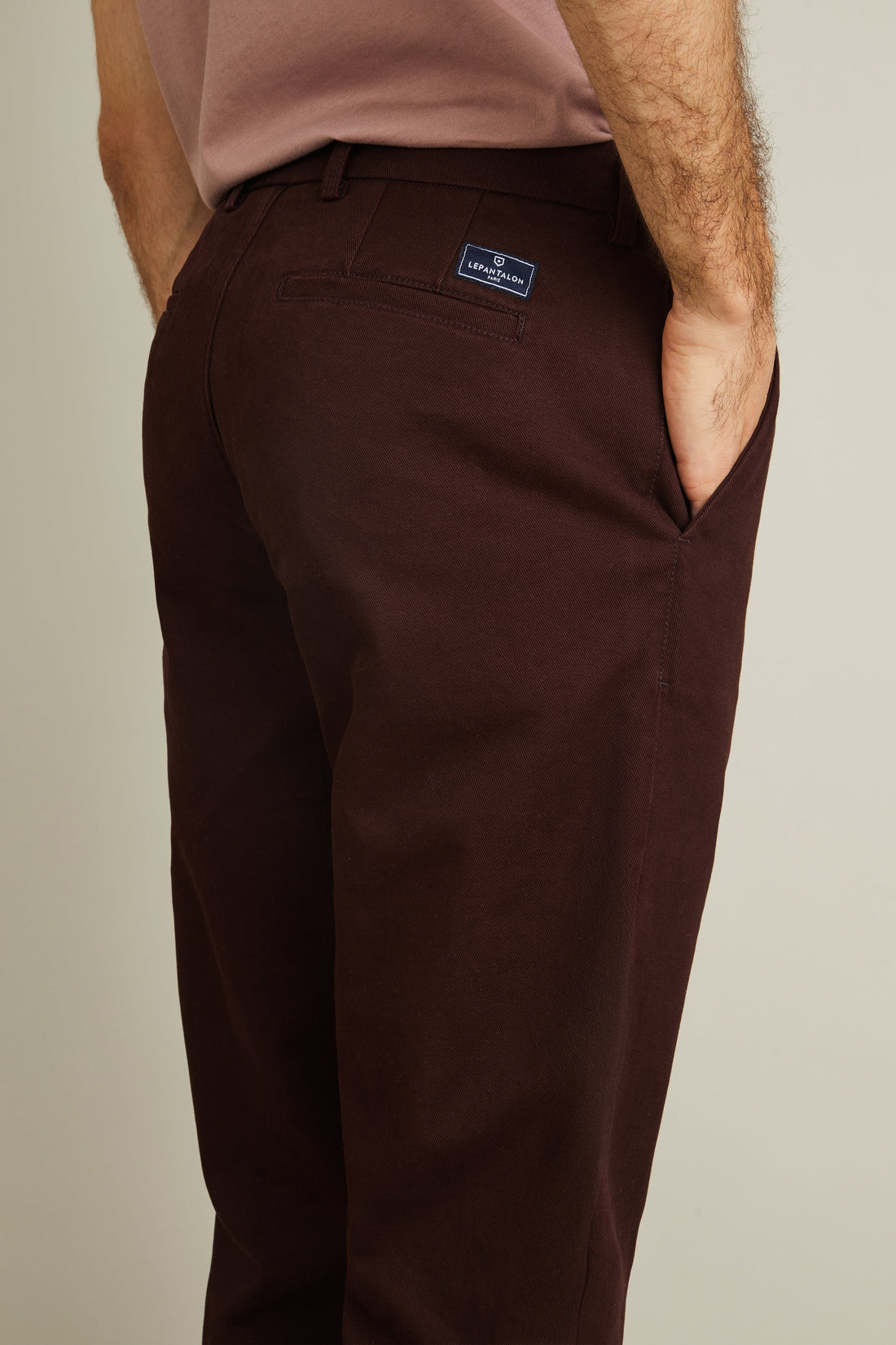 Chino droit bordeaux