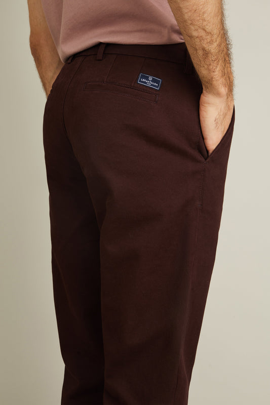 Chino droit bordeaux