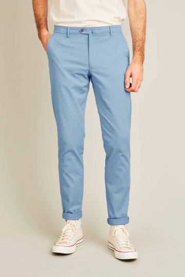 Chino bleu pastel