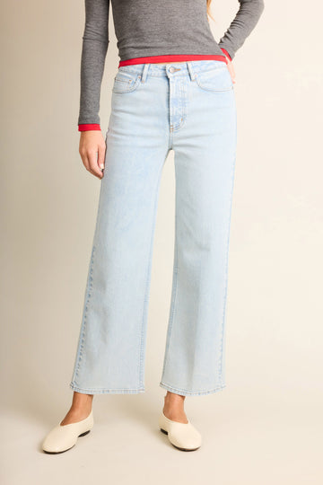 Jean flare ice blue